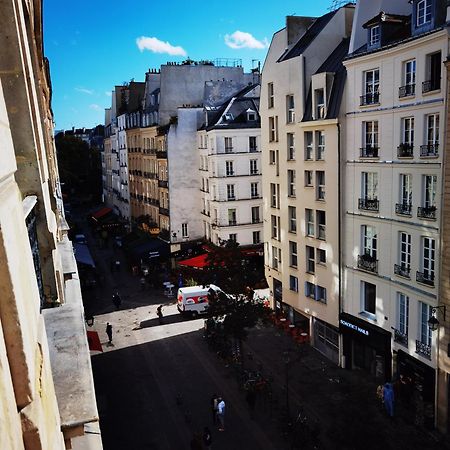 Innocents Apt Paris Bagian luar foto