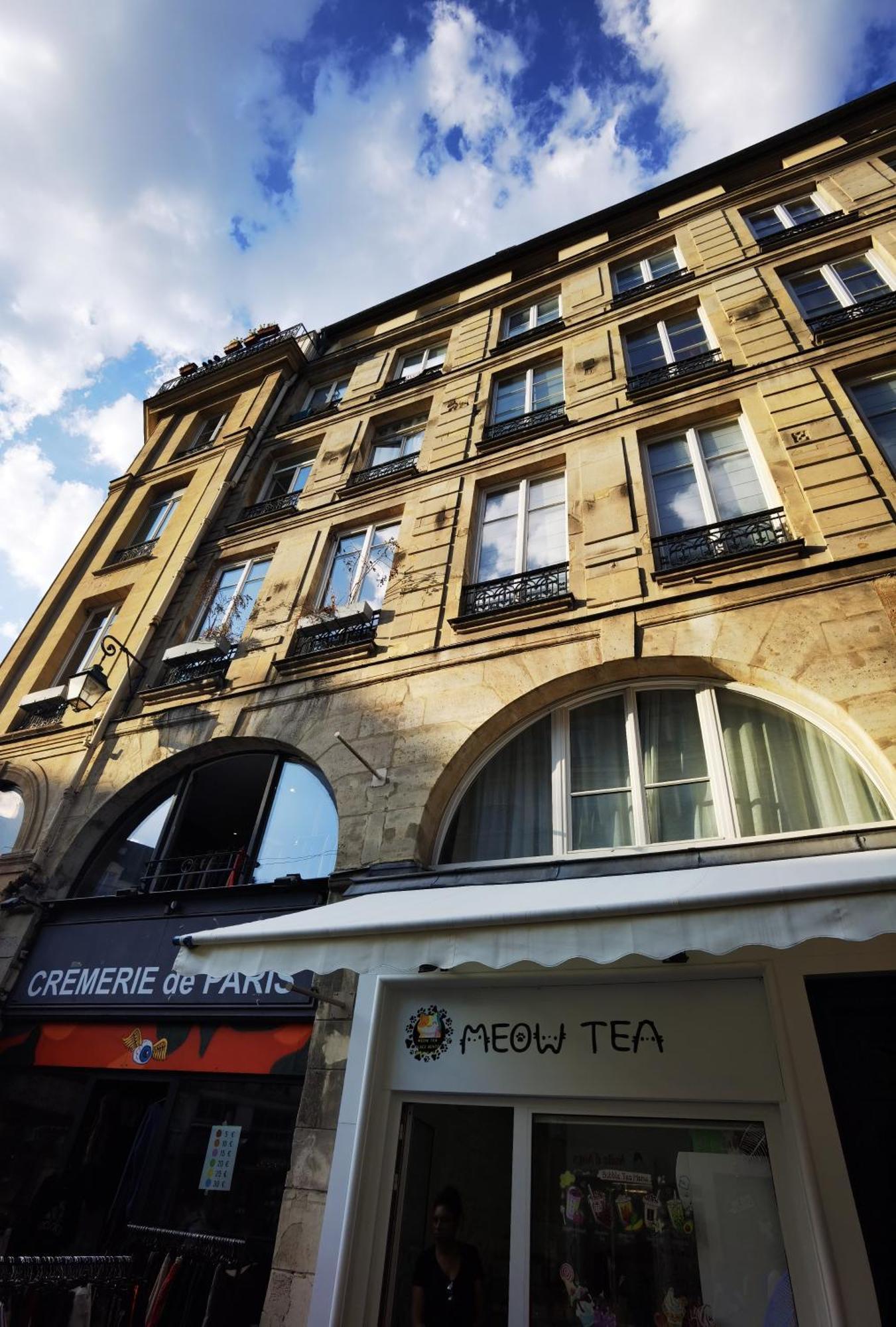 Innocents Apt Paris Bagian luar foto