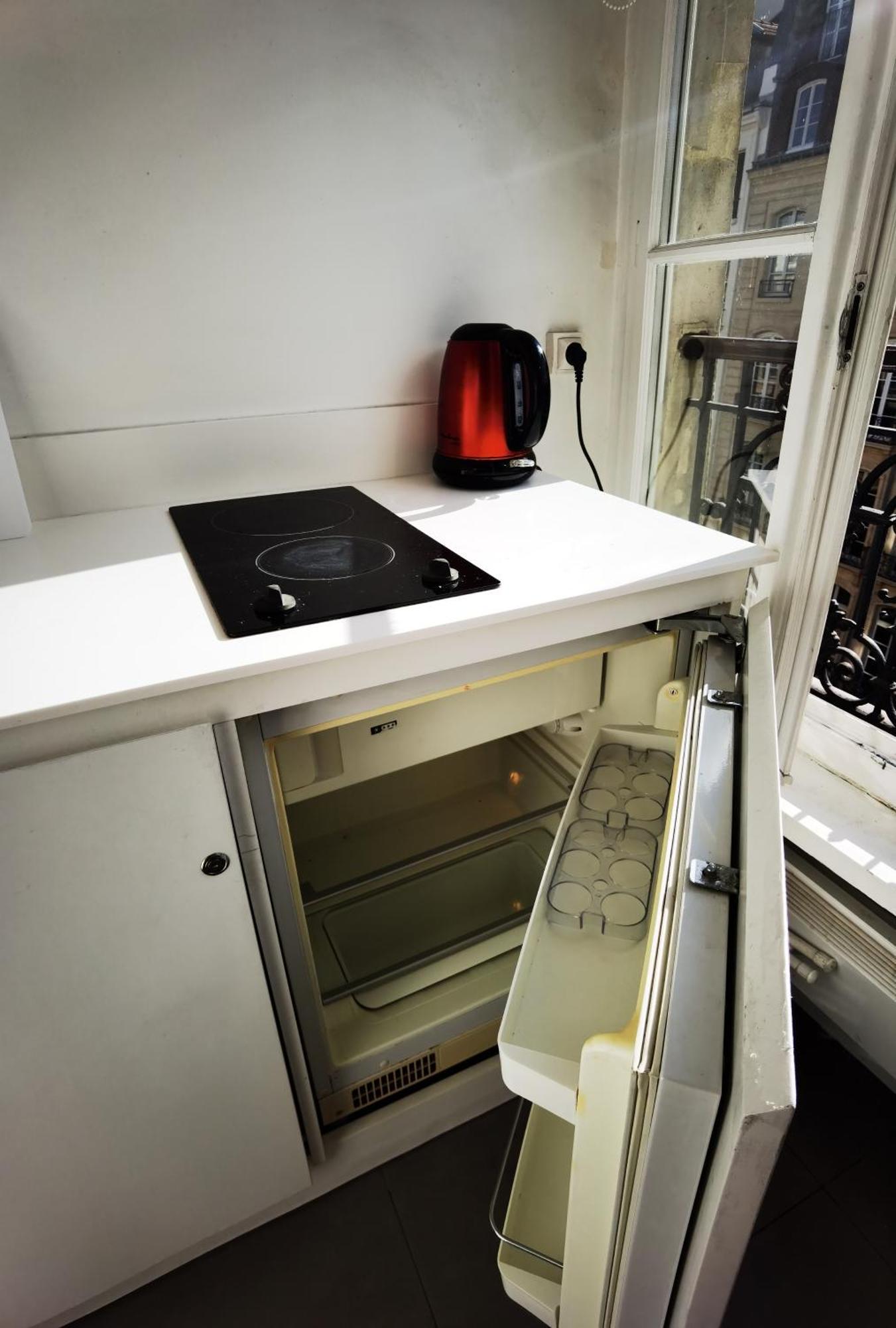 Innocents Apt Paris Bagian luar foto