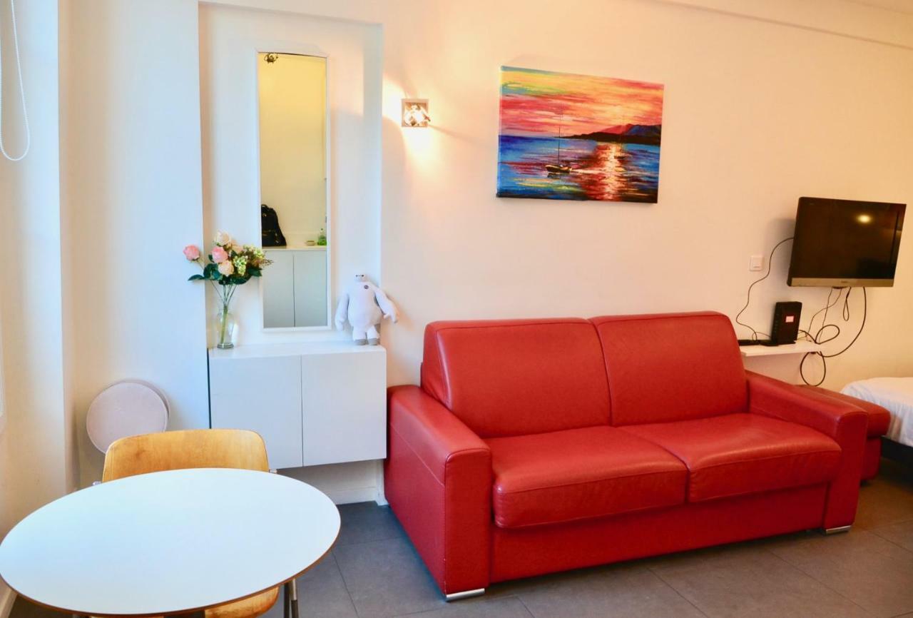 Innocents Apt Paris Bagian luar foto